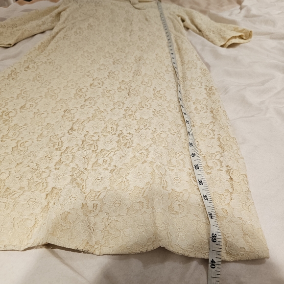 🤍 Vintage Lace Dress — Union Made in Canada - Picture 4 of 11